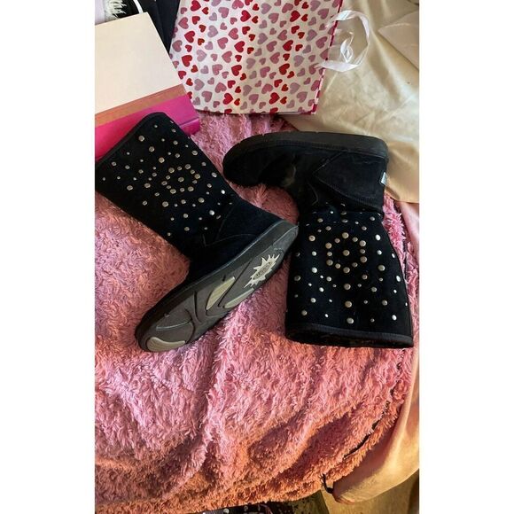 ugg boots black sheepskin classic tall boot size 8 stud/rivet sunburst - Picture 7 of 7